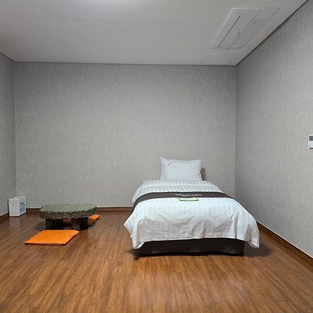Yeosu Narsha Hotel Exterior foto
