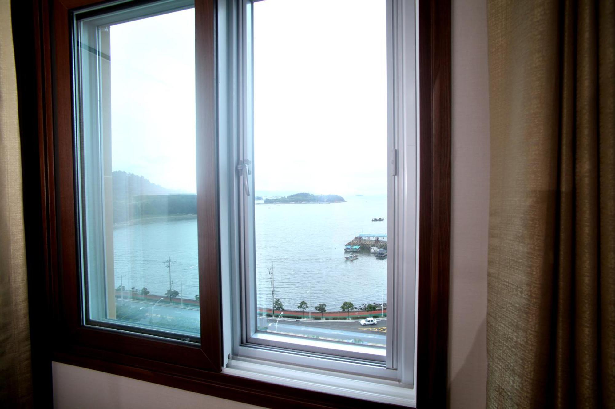 Yeosu Narsha Hotel Exterior foto