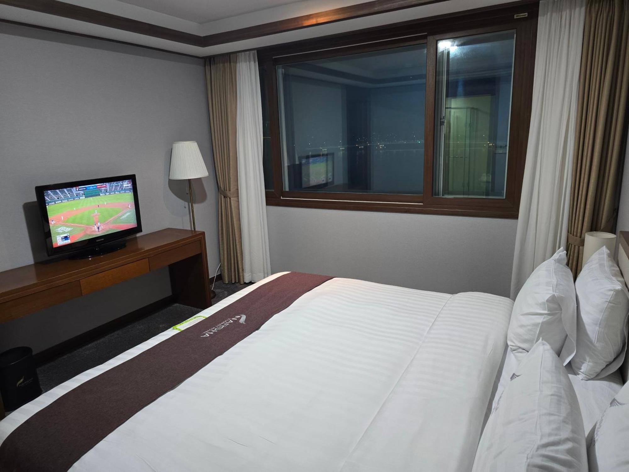 Yeosu Narsha Hotel Exterior foto