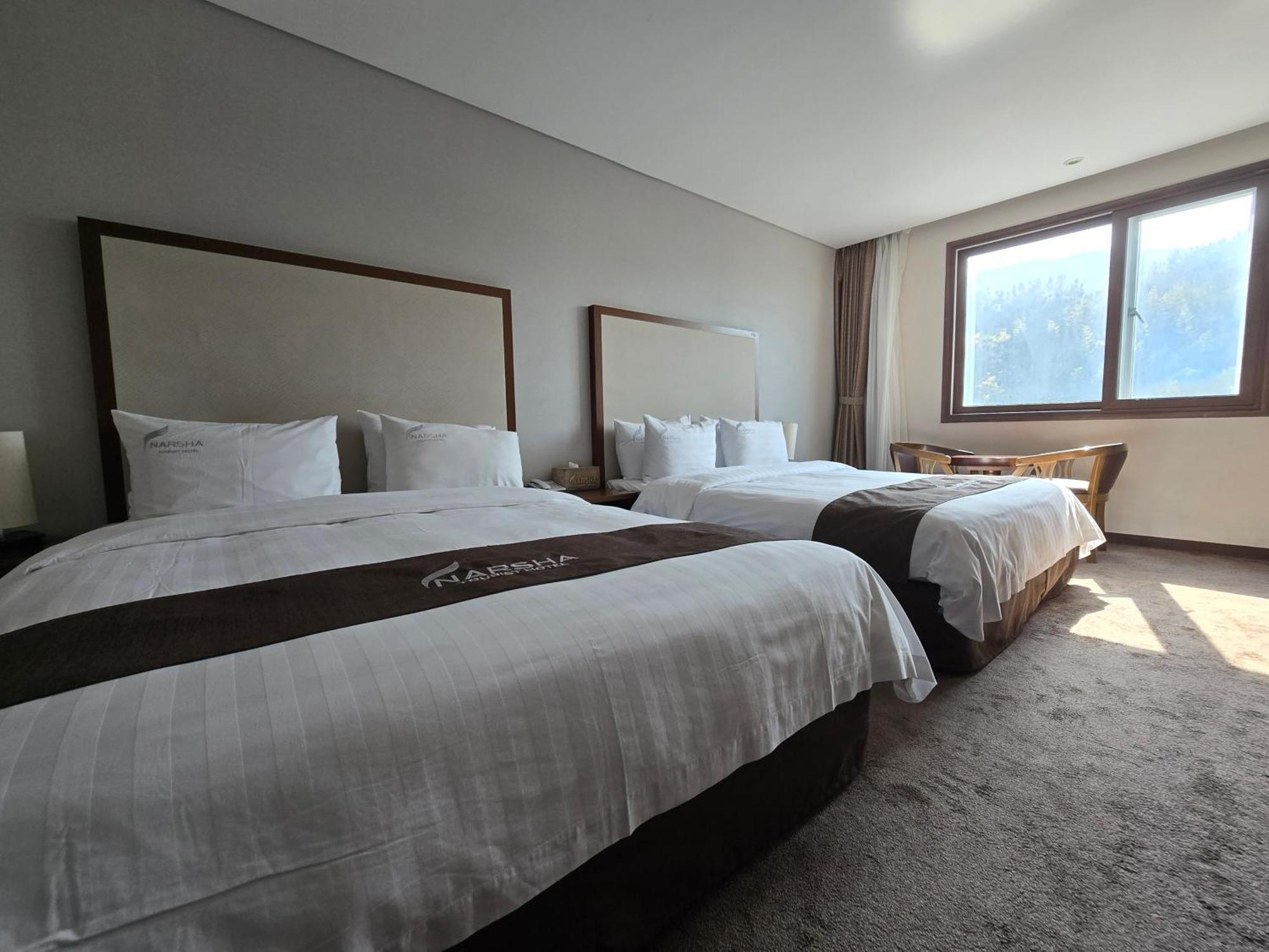 Yeosu Narsha Hotel Exterior foto