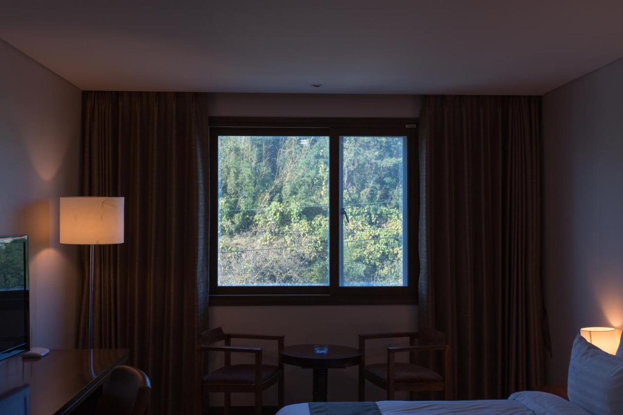 Yeosu Narsha Hotel Exterior foto